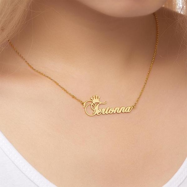 Customized Initial Name Necklace Queen  Cheezstore